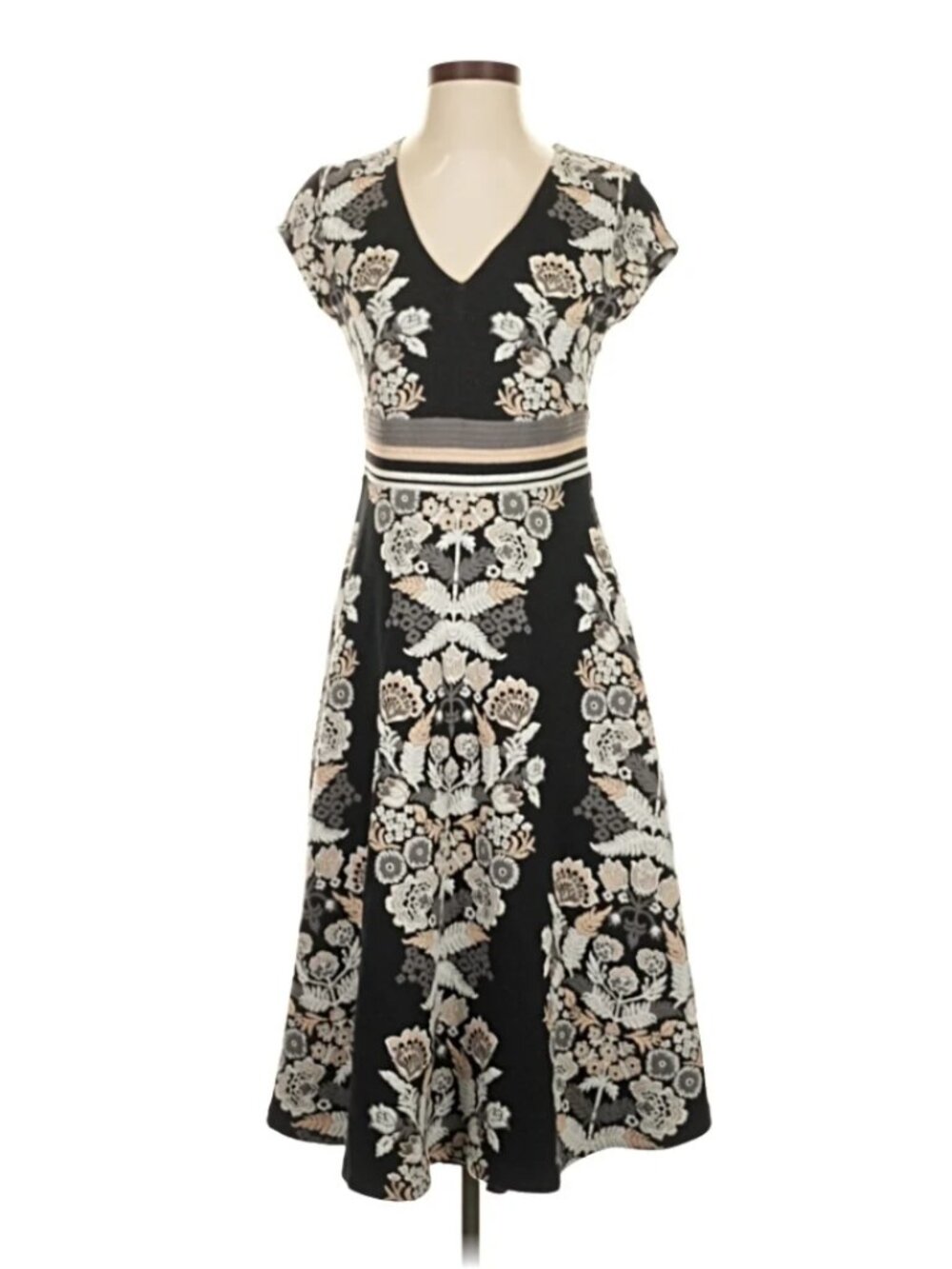 ETT TWA by Anthropologie Soiree Embroidered Midi Dress Size 4 Black - Picture 3 of 7